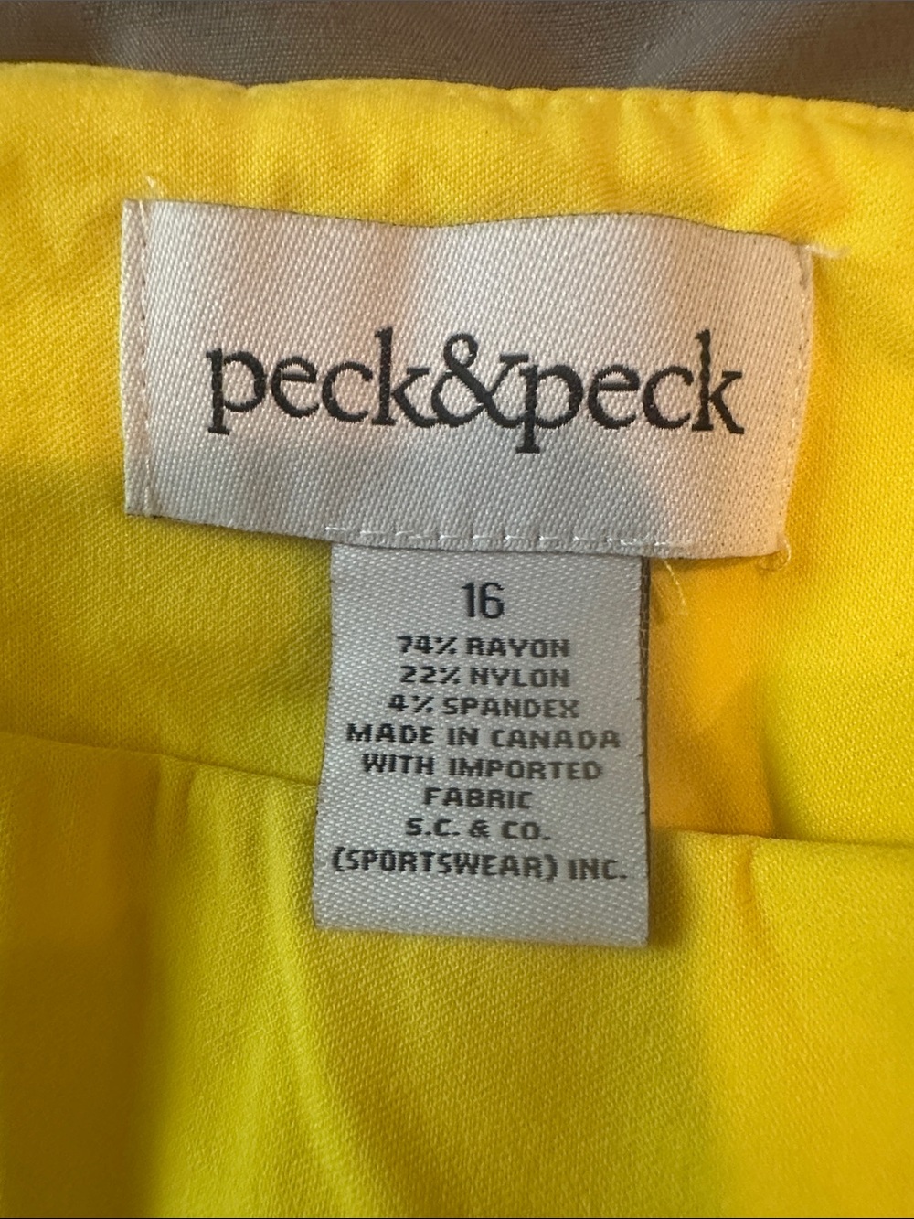 Peck & Peck Black, green, yellow and red Women's Dress Shorts - Picture 9 of 9